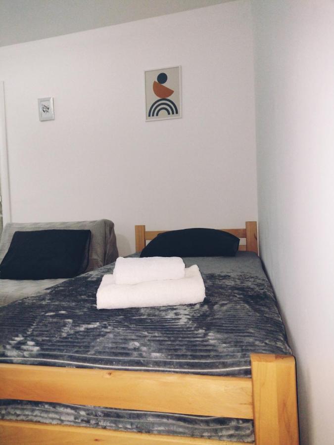 סמדרבו Apartmani Domo Sd מראה חיצוני תמונה