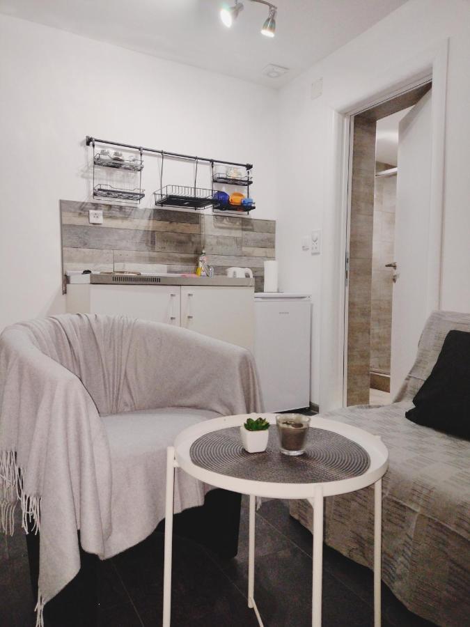 סמדרבו Apartmani Domo Sd מראה חיצוני תמונה