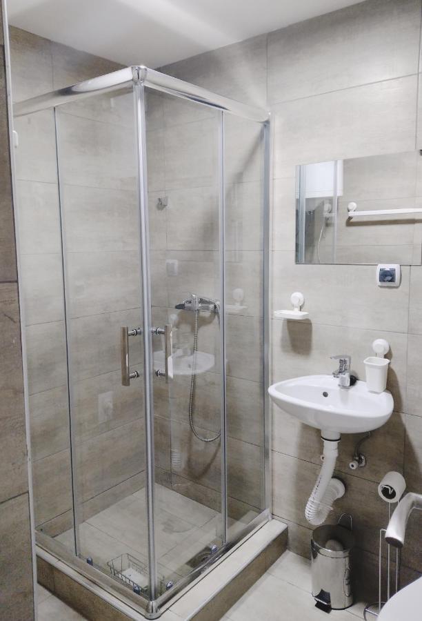 סמדרבו Apartmani Domo Sd מראה חיצוני תמונה